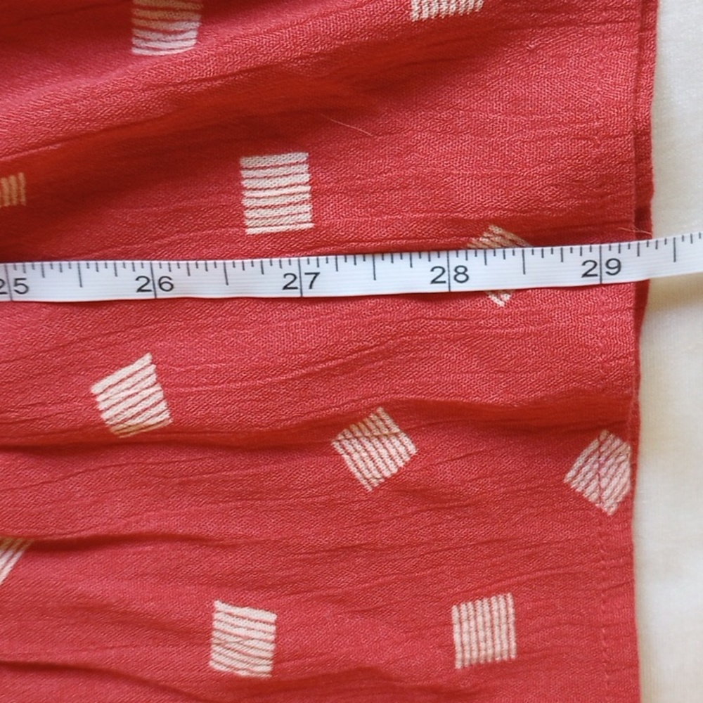 NWT Torrid Cranberry Diamond Long Sleeve Crinkled Gauze Top Tunic 3 - Picture 6 of 7